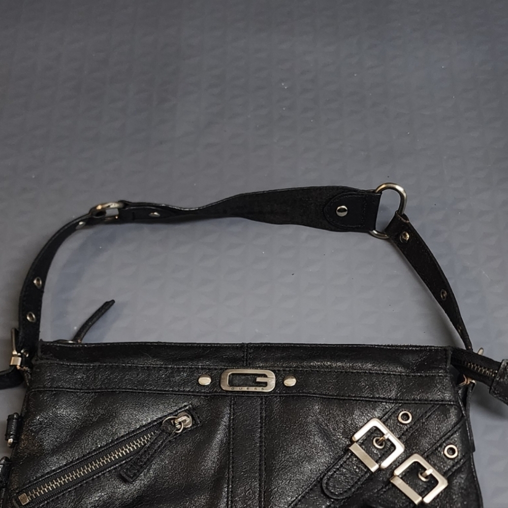 Guess vintage shoulder bag purse leather black w brn animal print lining buckles - Picture 11 of 12